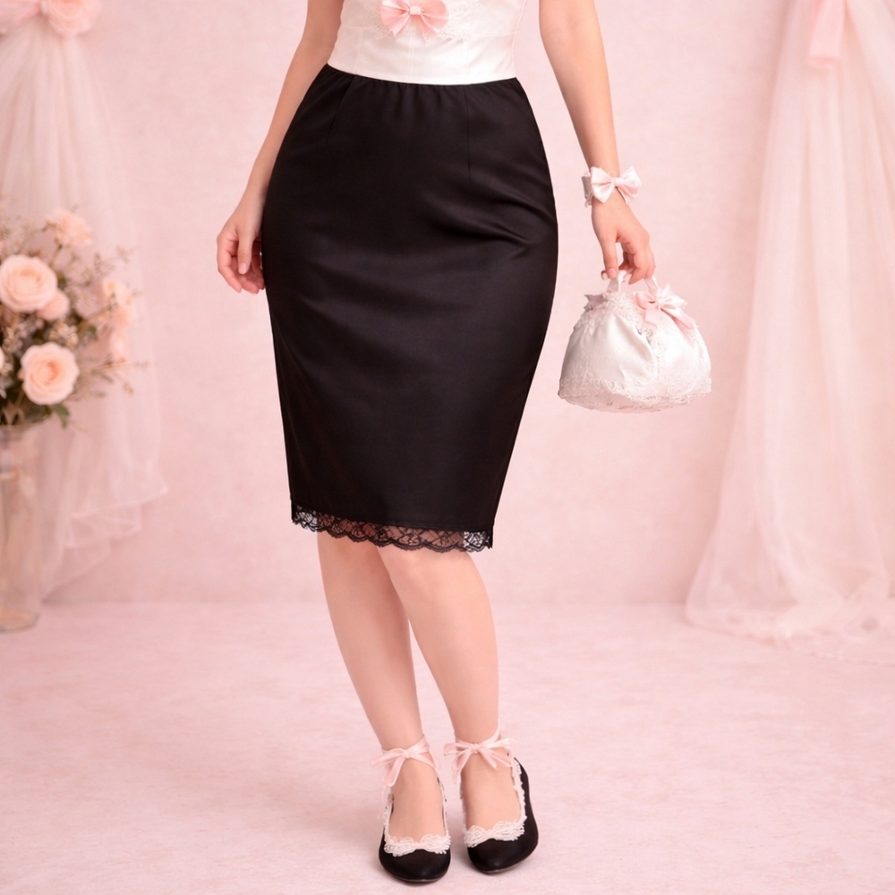 Vntg Warner's Slip Skirt Slinky Black Nylon Lace Trim Elastic Waist Coquette L